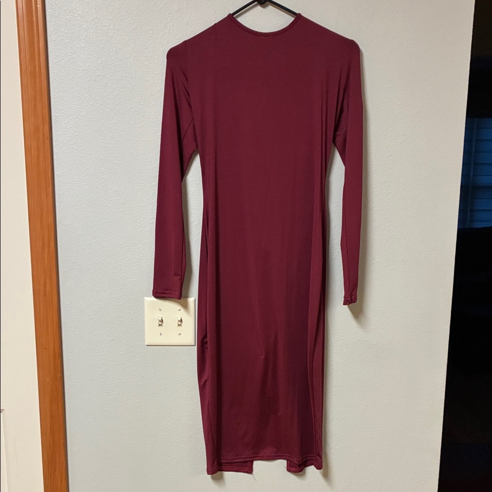 Women's Long Sleeve Bodycon Dress with Gold Back Zip - Burgundy